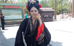 中国警察网张津瑜落地窗